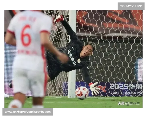 山东泰山队强化防守演练重点针对申花外援进行盯防策略调整